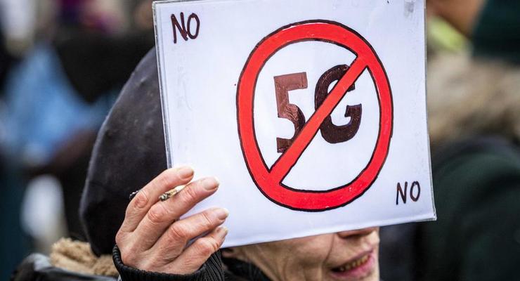 Британцы поджигают вышки 5G из-за коронавируса - СМИ