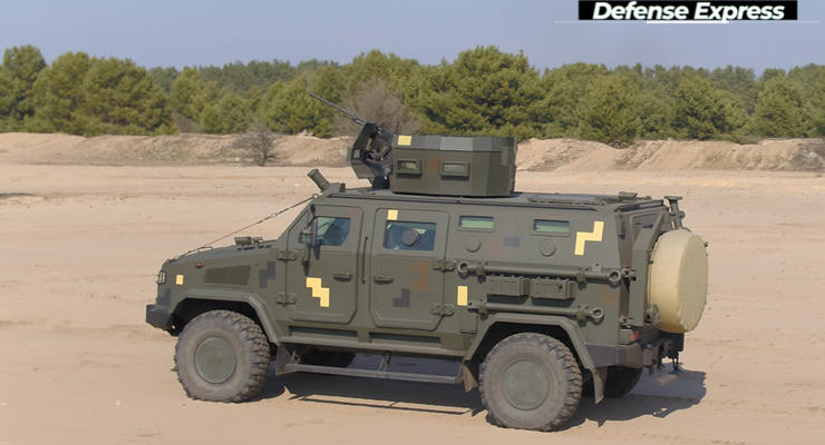 ВСУ приняли на вооружение бронеавтомобиль "Козак-2М1"