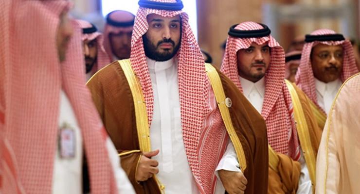 В королевской семье Саудовской Аравии у 150 человек выявили COVID-19 - СМИ