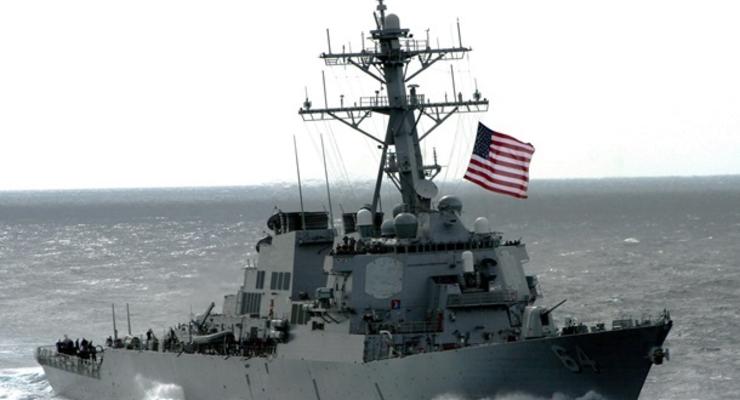 Ракетный эсминец ВМС США вошел в Черное море