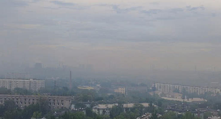 Небо над Запорожьем и Днепром затянуло дымом и пылью