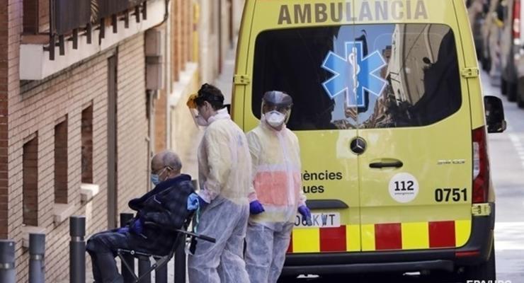 В Испании с каждым днем растет смертность от COVID