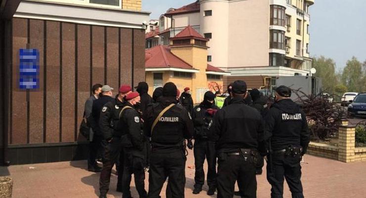 В Киеве при попытке рейдерства задержали 15 человек