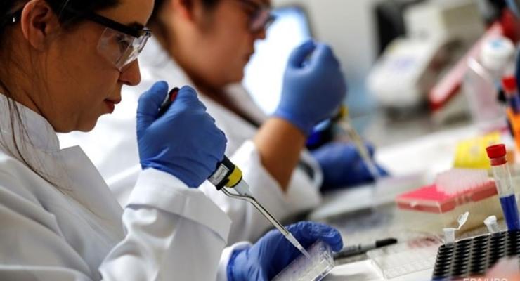 Британия начала массовое производство потенциальной вакцины против COVID-19