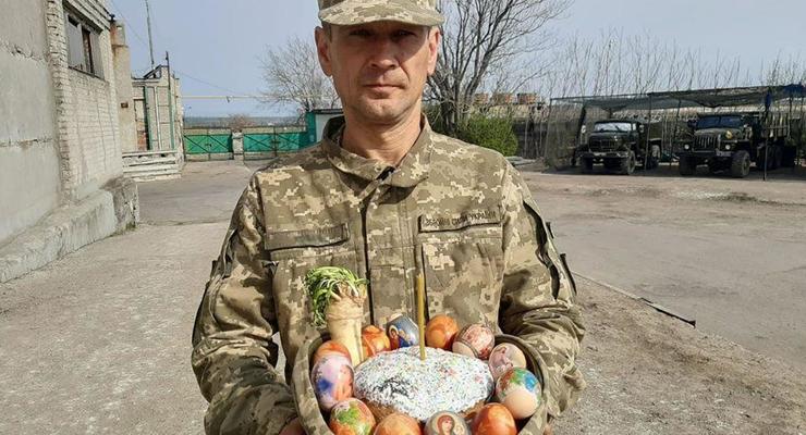 Бойцы ВСУ встретили Пасху на Донбассе