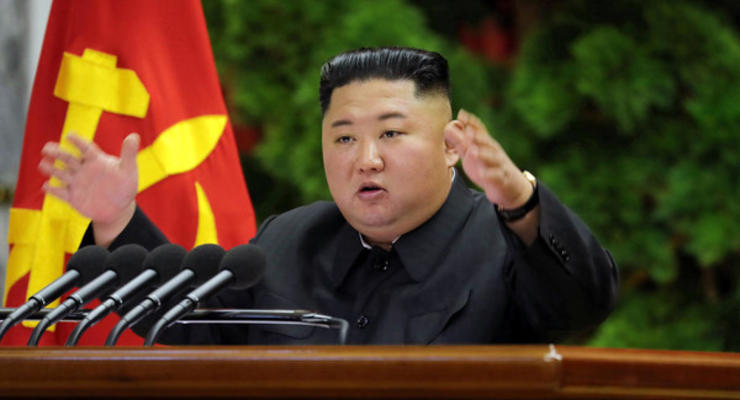 Северокорейский лидер Ким Чен Ын перенес операцию на сердце: Детали