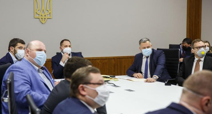 Из-за нарушений карантина мэрами Одессы и Харькова займется МВД