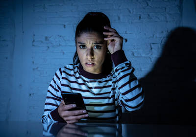 Интимные фото в безопасности: В Украине запустили новый чат-бот