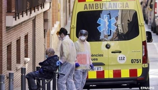 Почти половина жертв COVID в Европе выпала на учреждения соцопеки