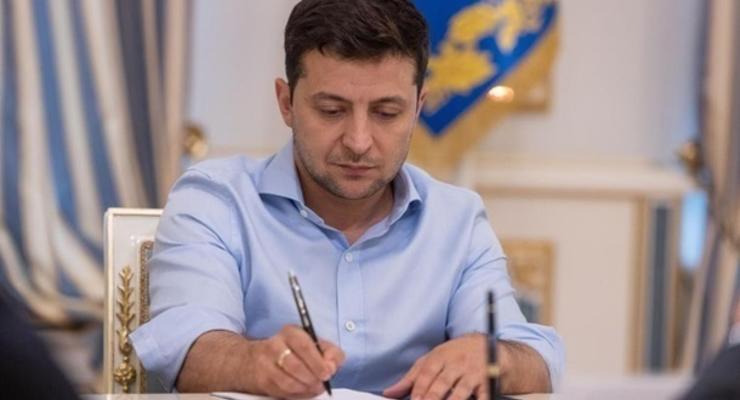 Зеленский подписал закон о законодательном спаме