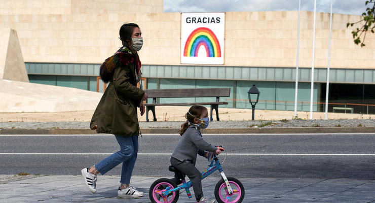 В Испании самое низкое число смертей от коронавируса за месяц