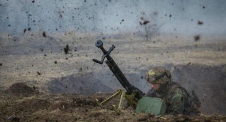 Боевики обстреляли позиции ВСУ на Донбассе: есть раненые