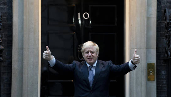 Джонсон назвал сына в честь врачей, которые спасли ему жизнь