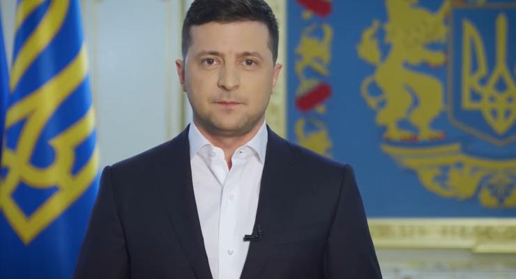 Зеленский снова обратился к украинцам: Речь о медреформе