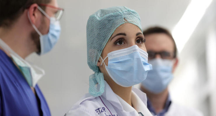 В Украине от коронавируса выздоровели 490 медиков