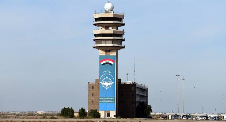 В аэропорту Багдада упали три ракеты