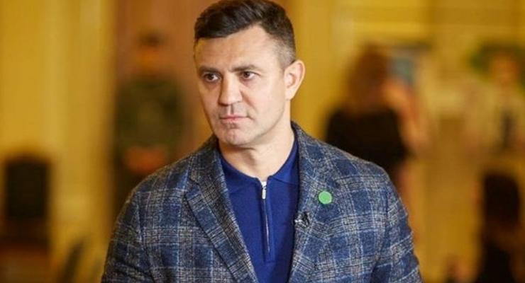 Тищенко заявил, что у него с кумом Ермаком “строгие отношения”