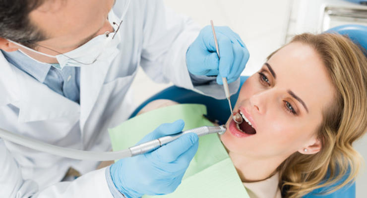 В КГГА объяснили, как работают стоматологи при ослаблении карантина