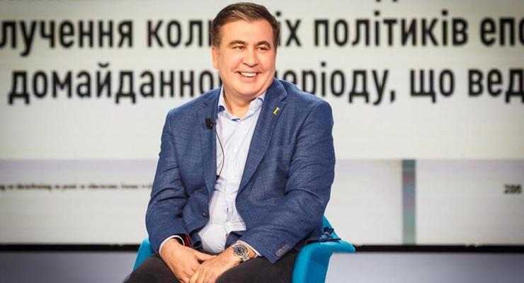 Саакашвили в Facebook ищет “команду реформаторов”