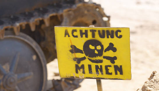 На Донбассе на мине подорвалась мирная жительница