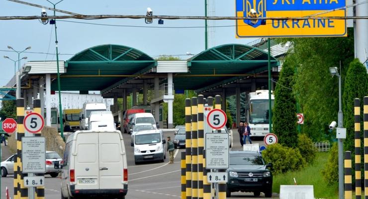 На границе с Польшей открылся пешеходный переход