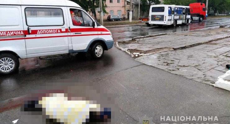 В Одессе маршрутка сбила насмерть пешехода: Момент ДТП попал в Сеть