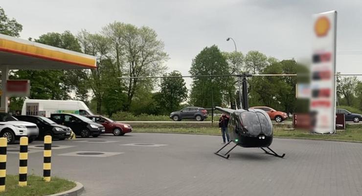 В Польше вертолет заправился на АЗС
