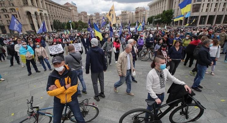 "Стоп реванш": В Киеве снова митингуют националисты