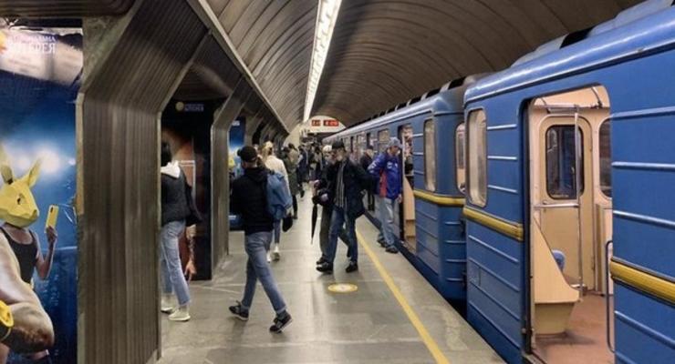 Второй день работы метро в Киеве: Что происходит в подземке