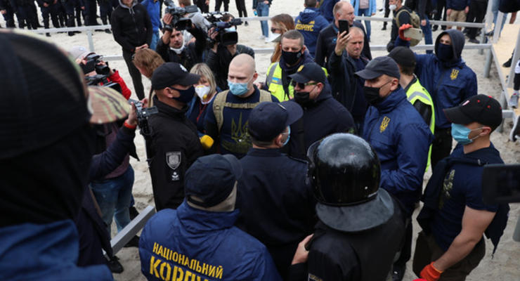 В Одессе "Нацкорпус" подрался с полицией