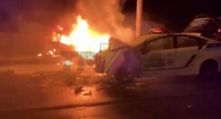 В Харькове при ДТП с полицейским авто погибли двое