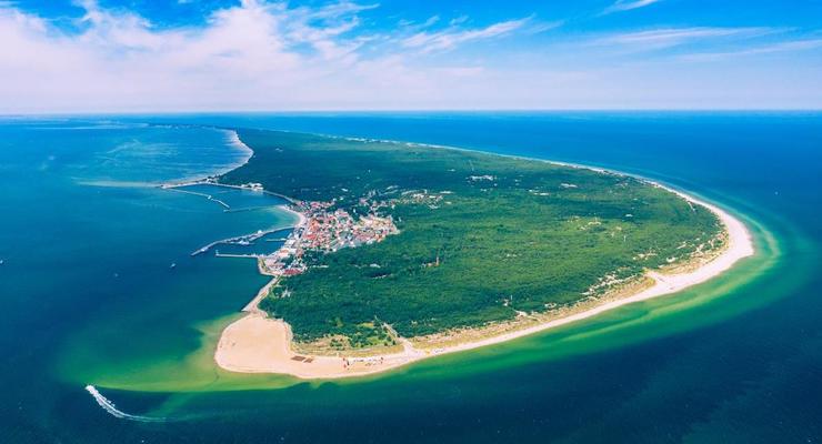 Назван топ-10 безопасных пляжей Европы на лето-2020