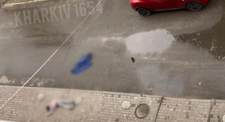 Ушла в окно с ребенком, пока муж спал: детали гибели юристки в Харькове