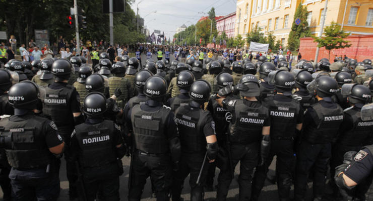 В Киеве полиция и Нацгвардия усилила меры безопасности из-за протестов