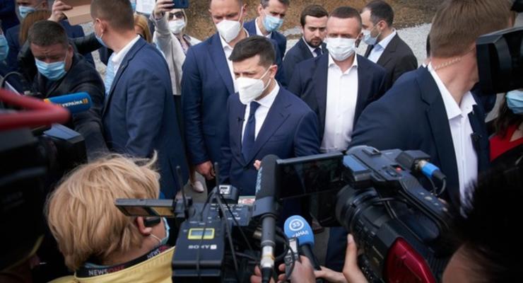 Виноват коронавирус: Зеленский высказался о проблемах с программой Кабмина