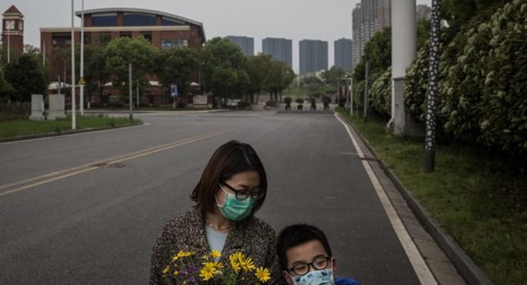 Пекин снял запрет на въезд жителям Уханя
