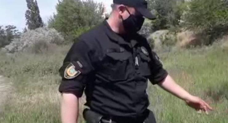 Под Одессой коп предотвратил изнасилование и задержал преступника