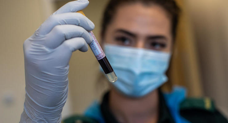 В Украине более 5 тысяч медиков заразились коронавирусом