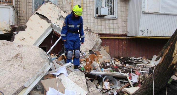 Взрыв в Киеве: Судьба трех человек неизвестна