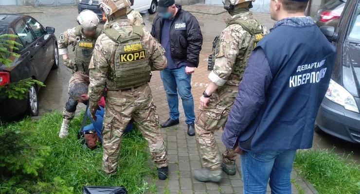 На Прикарпатье псевдо-полицейский выманил у людей около 400 тыс грн