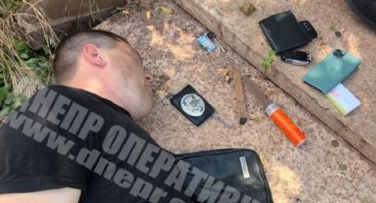 Полицейский и депутат в Кривом Роге выбивали "долг" в $100 тыс