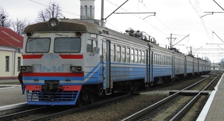 Укрзализныця отменила пригородные поезда в Прикарпатье