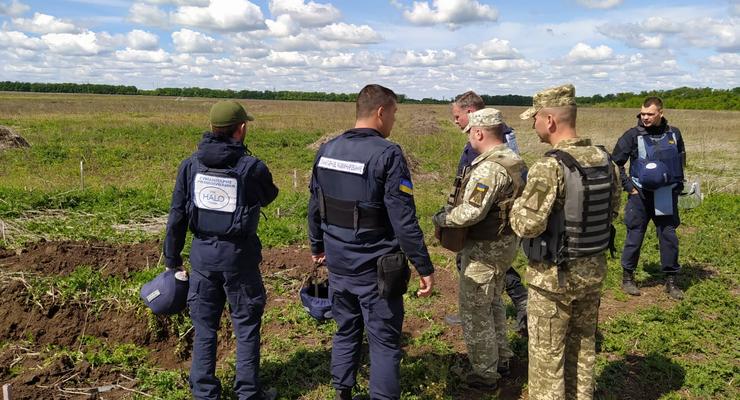 На Донбассе подорвался украинский сапер: В штабе рассказали детали