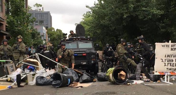 Полиция США разогнали "автономную зону" Сиэтла