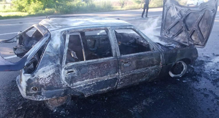 В ДТП под Николаевом сгорел водитель, а пассажир попал в больницу