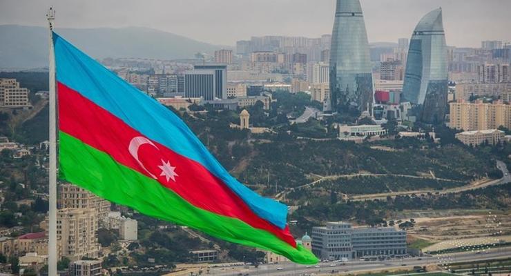 Азербайджан и Армения начали воевать на границе
