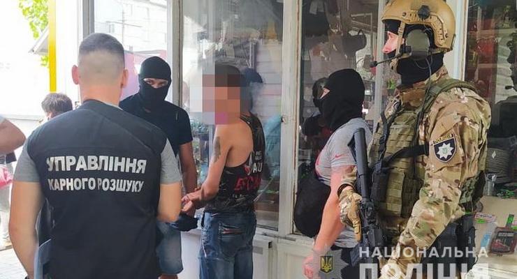 На Луганщине экс-уголовник торговал взрывчаткой и попался с наличным