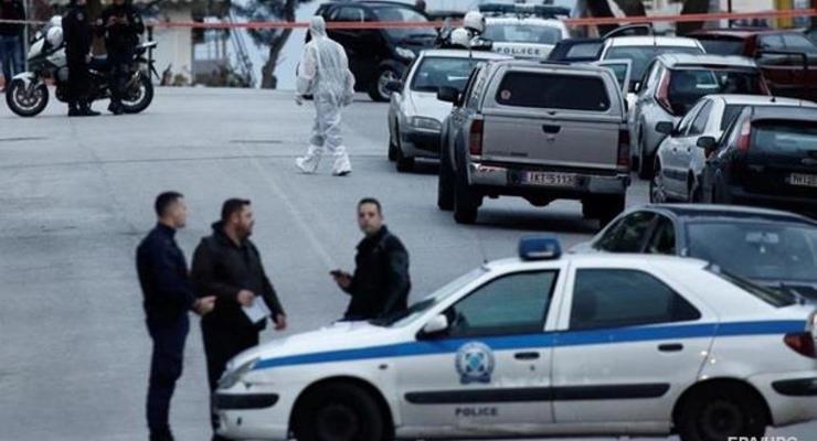 В Греции вандалы забросали камнями мечеть