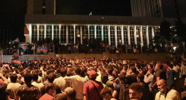 В Баку разогнали митинг в поддержку военного конфликта с Арменией