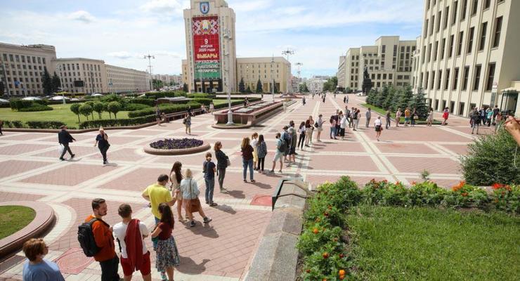 Белорусы массово жалуются на отказ ЦИК регистрировать оппозиционеров